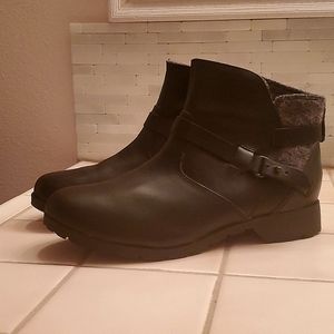 Teva De la vina waterproof leather black boots-NWOT